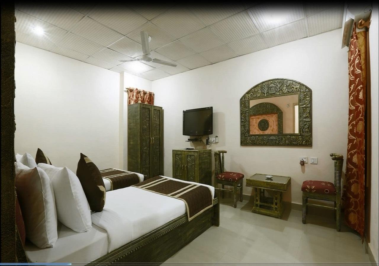 Hotel Green Lotus Dwarka Делхи Стая снимка